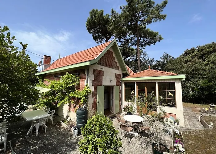 050-soulac Sur - 050 - Veritable Soulacaise A 2 Pas Du Centre-ville Mae-3611 Вилла